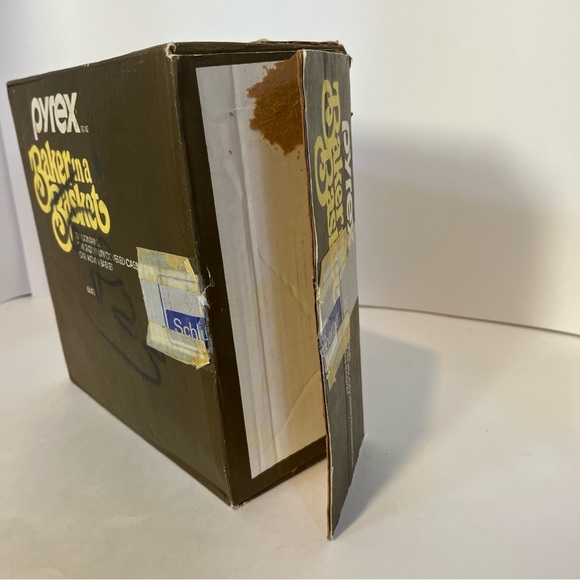 New Vintage Pyrex Baker in a Basket with Box 2 qt Casserole Dish Lid Woven 6840 - Picture 2 of 12